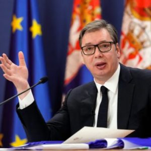 Σερβία: Ανώτατα όρια τιμών σε αγαθά και επιτόκια, θέτει η κυβέρνηση Βούτσιτς