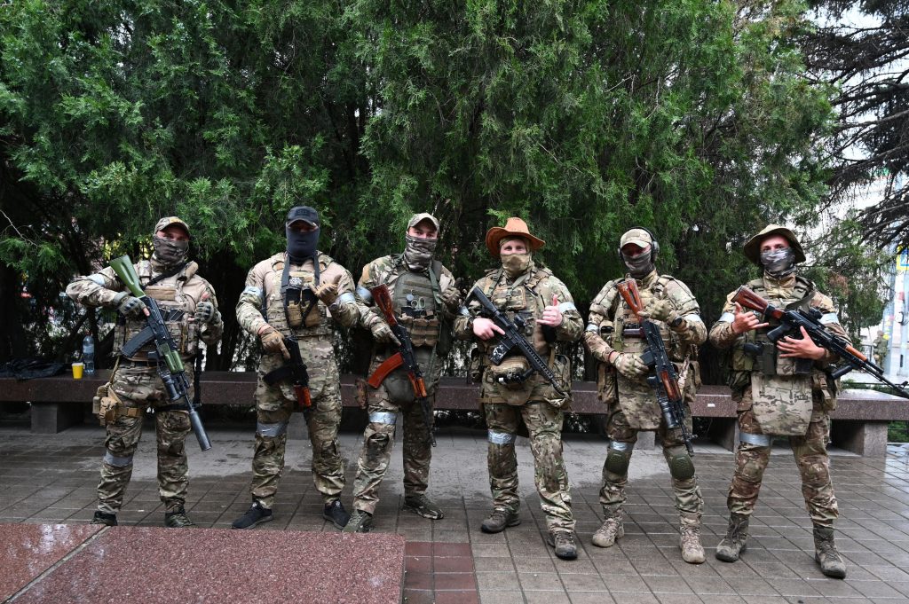 Πόλεμος στην Ουκρανία: Πόσες ρωσικές παραστρατιωτικές ομάδες συμμετέχουν στην εισβολή