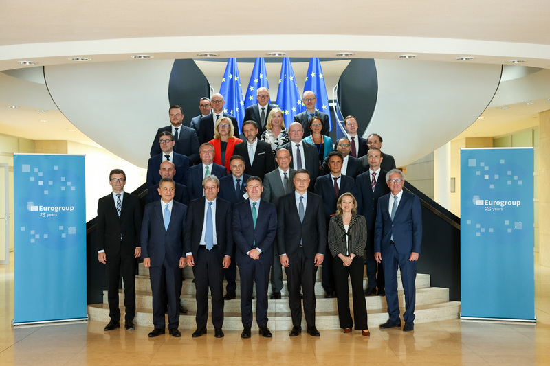 ΕΕ: 25 χρόνια από το πρώτο Eurogroup: Τα «μαθήματα» και οι προκλήσεις