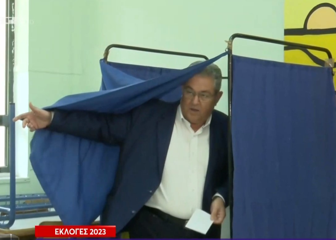 Κουτσούμπας: Πήγε να ψηφίσει και δεν του έδωσαν… το ψηφοδέλτιο του ΚΚΕ – «Θα γίνουμε viral»