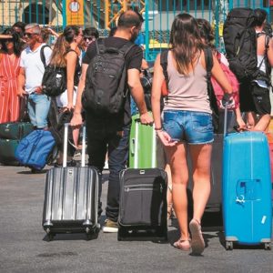 Ακτοπλοΐα: Ο Αργοσαρωνικός έκανε τη διαφορά το τριμήμερο του Αγ. Πνεύματος