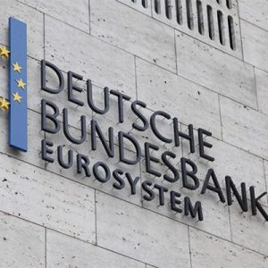 Bundesbank: Η γραφειοκρατία πνίγει τους Γερμανούς εξαγωγείς