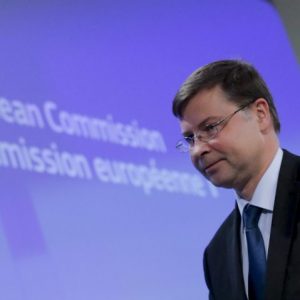 Ντομπρόβσκις: Ο αντίκτυπος στην ευρωπαϊκή οικονομία θα εξαρτηθεί από τη διάρκεια, το εύρος και την ένταση της σύγκρουσης