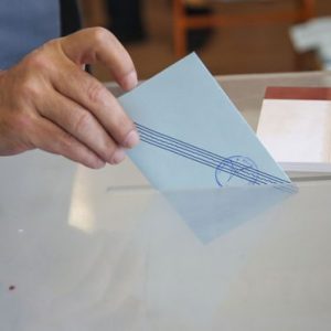 «Κλειδώνει» ισχυρή αυτοδυναμία η ΝΔ