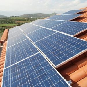 Φωτοβολταϊκά: 10+1 μυστικά για φθηνό ηλεκτρικό ρεύμα