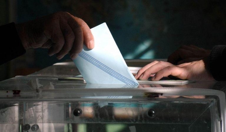 ΑΑΔΕ: Εξυπηρέτηση συνδυασμών και υποψηφίων για τις εκλογές του Οκτωβρίου