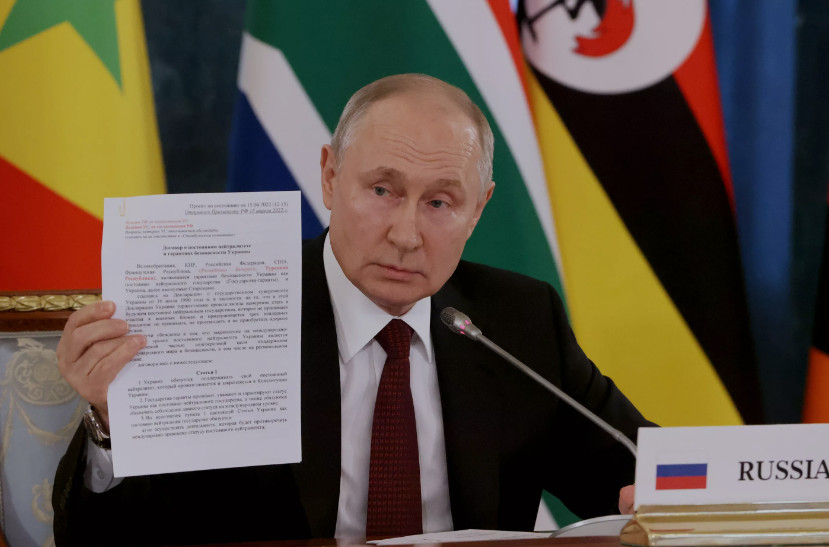 Αποκάλυψη Πούτιν: Εδειξε συμφωνία με Ουκρανία που αθετήθηκε όταν «αποσυρθήκαμε από το Κίεβο»