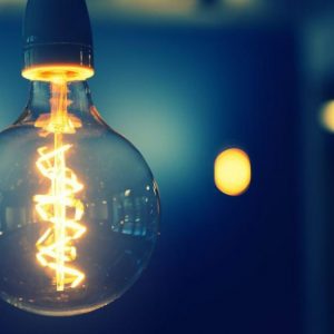 Νυχτερινό τιμολόγιο: Πρόταση από τους παρόχους να ισχύει και τα μεσημέρια του καλοκαιριού