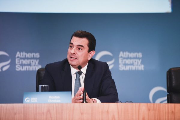 Τα τηλέφωνα του Σκρέκα, η Moody’s και η Attica Bank και η αλλαγή σελίδας στην Ελίν