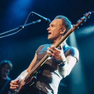 Deezer: Θα εντοπίζει και θα διαγράφει τραγούδια που δημιουργούνται με AI