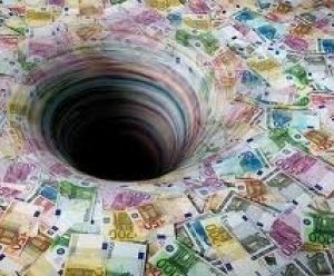 Ο Πάγκαλος και… να πώς και από ποιους «φαγώθηκαν» 2,3 τρισ. ευρώ σε 40 χρόνια!