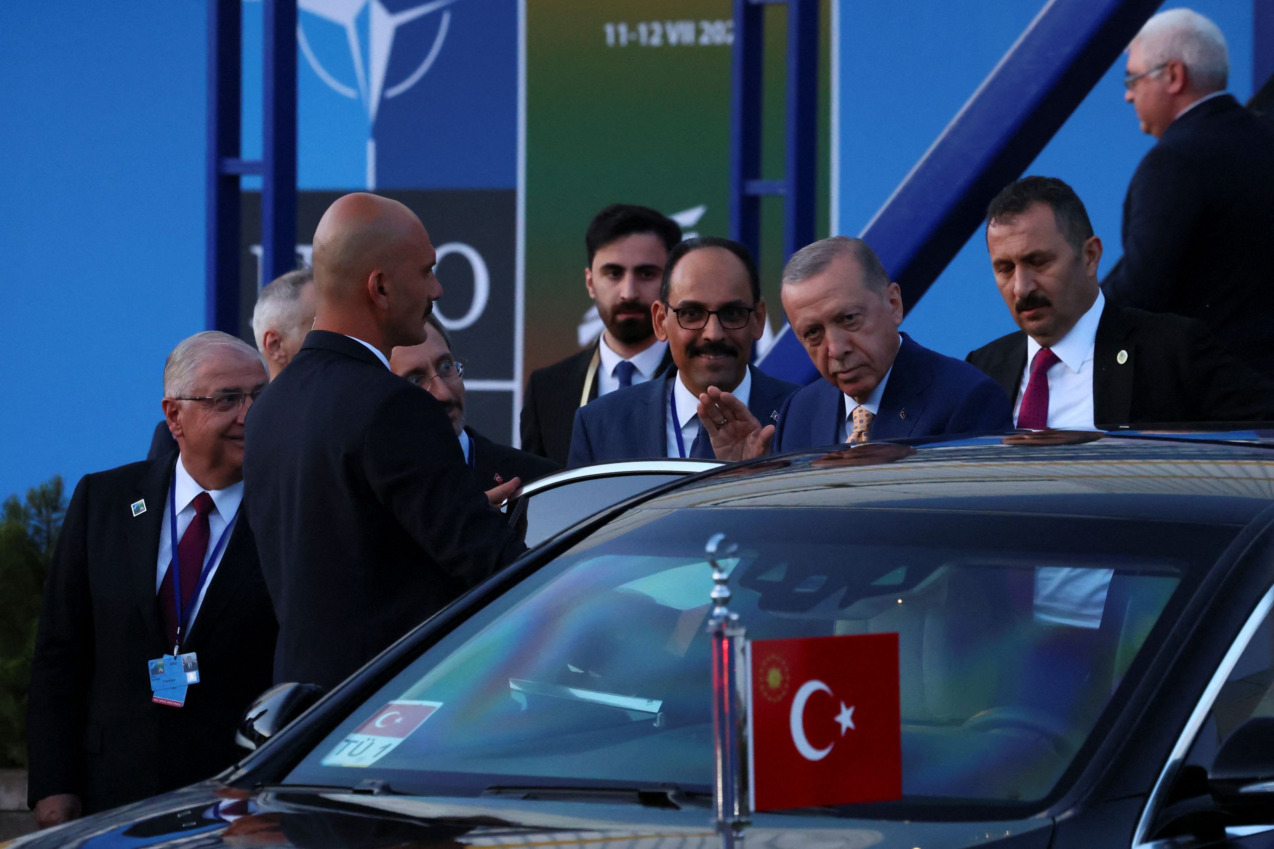 ΝΑΤΟ: Δεσμεύσεις και υποσχέσεις για το «ναι» ο Ερντογάν, που ακόμη κρατά το «κλειδί»