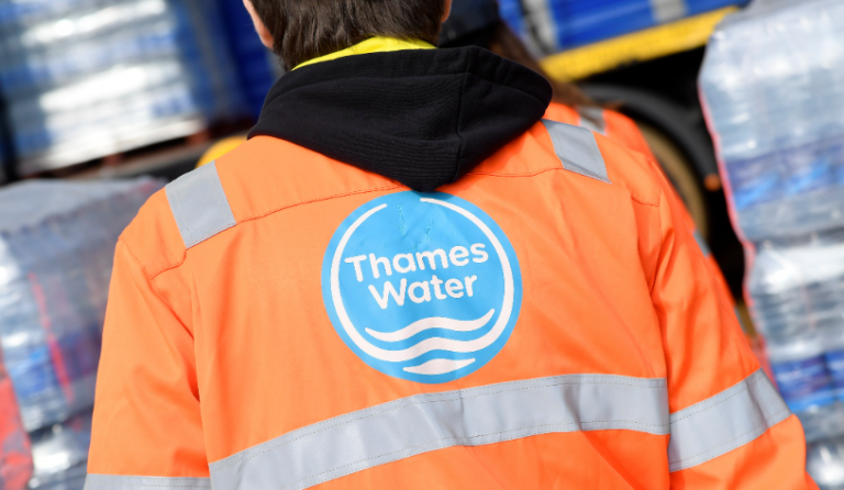 Βρετανία: «Μάννα εξ ουρανού» για την Thames Water