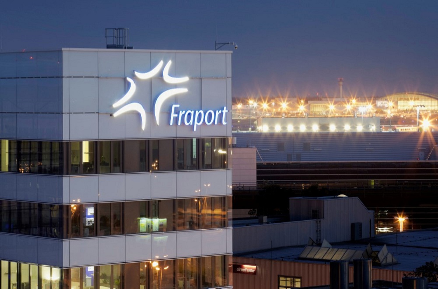 DW: Η Fraport παραμένει στο αεροδρόμιο της Αγίας Πετρούπολης