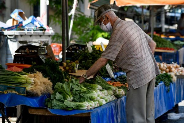 Καύσωνας «Κλέων»: Κανονικά η λειτουργία των λαϊκών αγορών – Πώς θα λειτουργήσουν τα καταστήματα