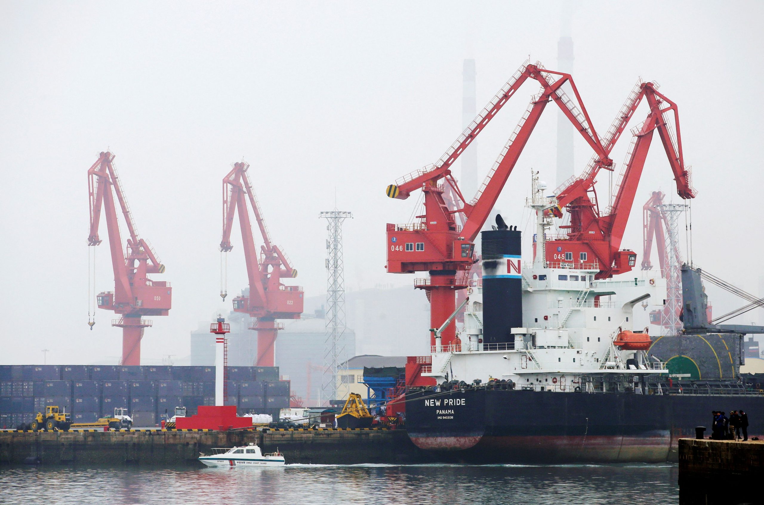 Κίνα: Σε χαμηλό τριετίας υποχώρησαν οι εξαγωγές