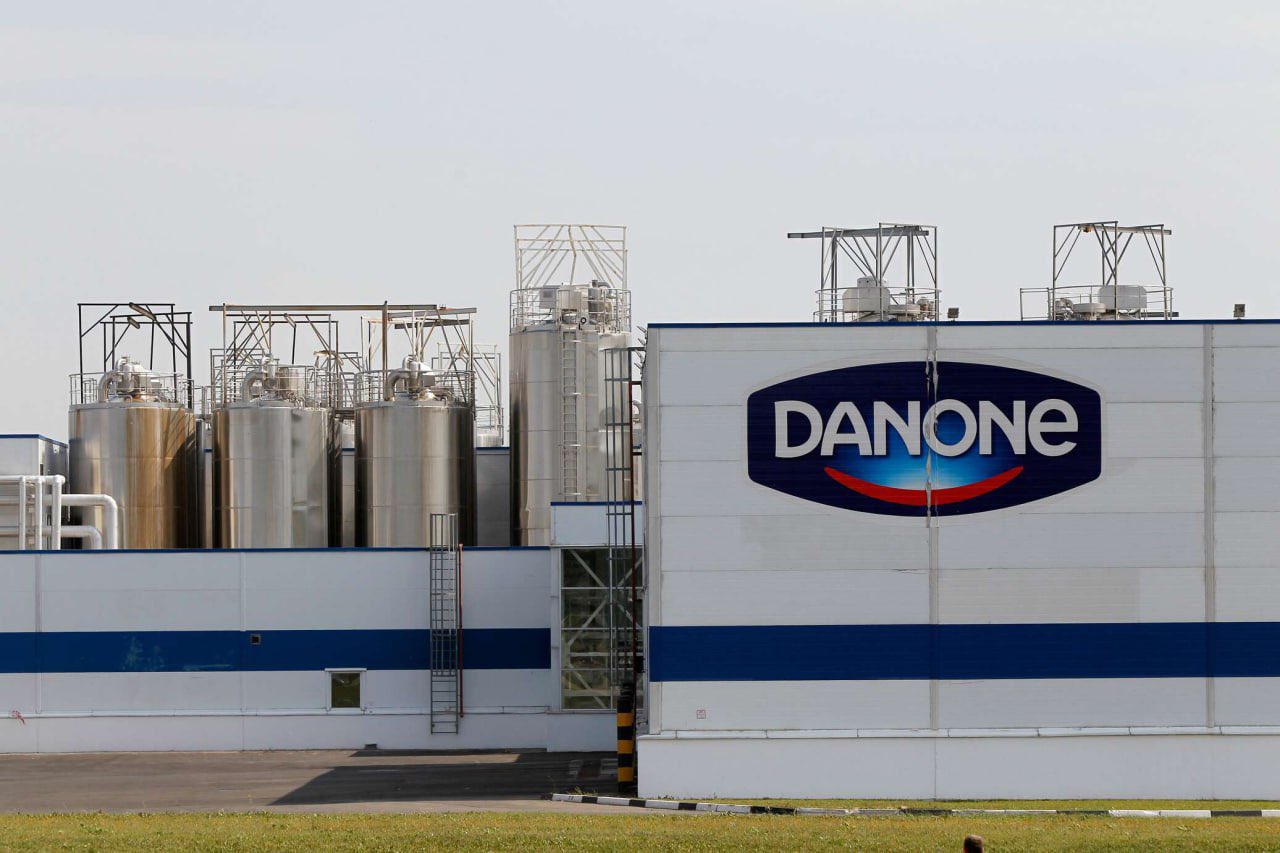 Danone: Σε… Τσετσένο επιχειρηματία σχεδιάζει να πουλήσει τις ρωσικές δραστηριότητες της