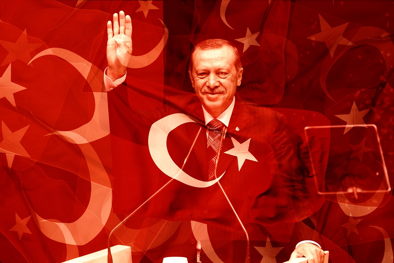 Ερντογάν: Συνδέει την υποψηφιότητα της Σουηδίας για το ΝΑΤΟ με την ένταξη της Τουρκίας στην ΕΕ