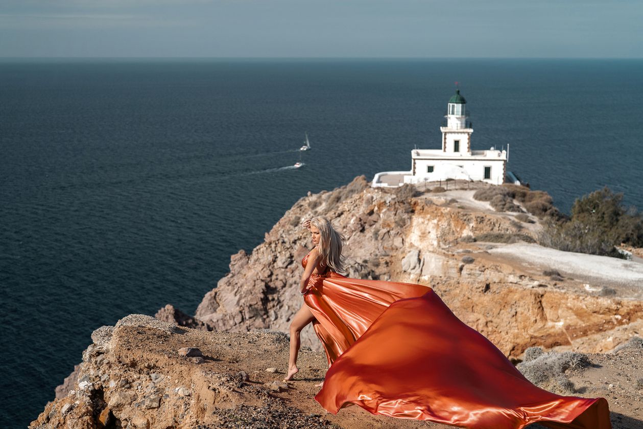 Σαντορίνη: To ελληνικό νησί που απογείωσε τον κλάδο της φωτογραφίας