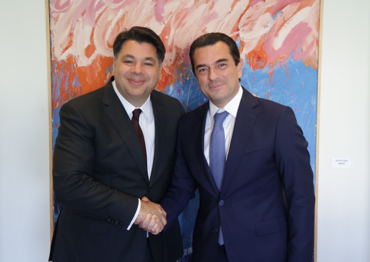 Σκρέκας: «Ακόμα πιο ισχυρή η συνεργασία Ελλάδας – ΗΠΑ για την ανάπτυξη της ελληνικής οικονομίας»