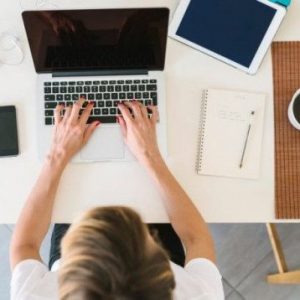 Aγορά εργασίας: Tι αφήνει πίσω του το 2023 – Τα «σιωπηλά ταξίδια» και το «workΤok»