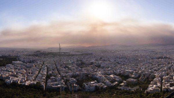 Φωτιές: SOS από Παγώνη για τα αιρωρούμενα σωματίδια – Τι συμβουλεύει