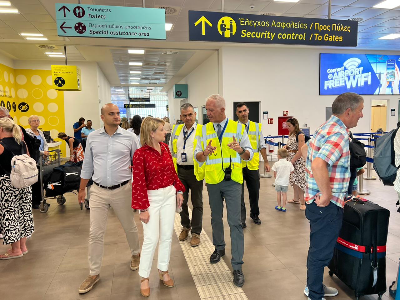 Υπουργείο Υποδομών και Μεταφορών: Επίσκεψη στα αεροδρόμια Κέρκυρας και Ακτίου