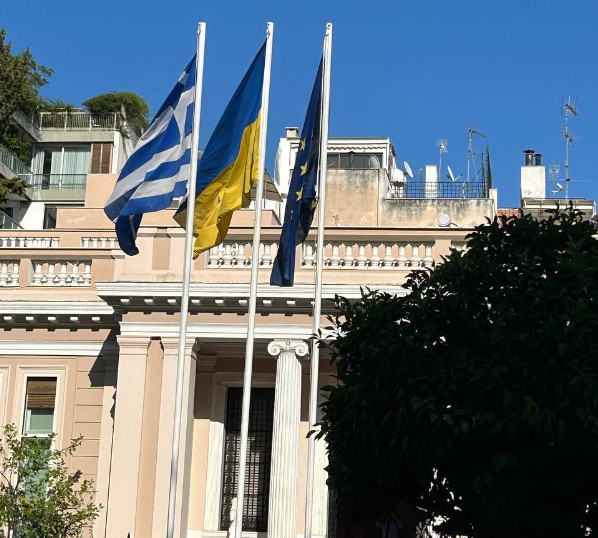 Στην Αθήνα ο Ζελένσκι – Συνάντηση με Μητσοτάκη στο Μαξίμου