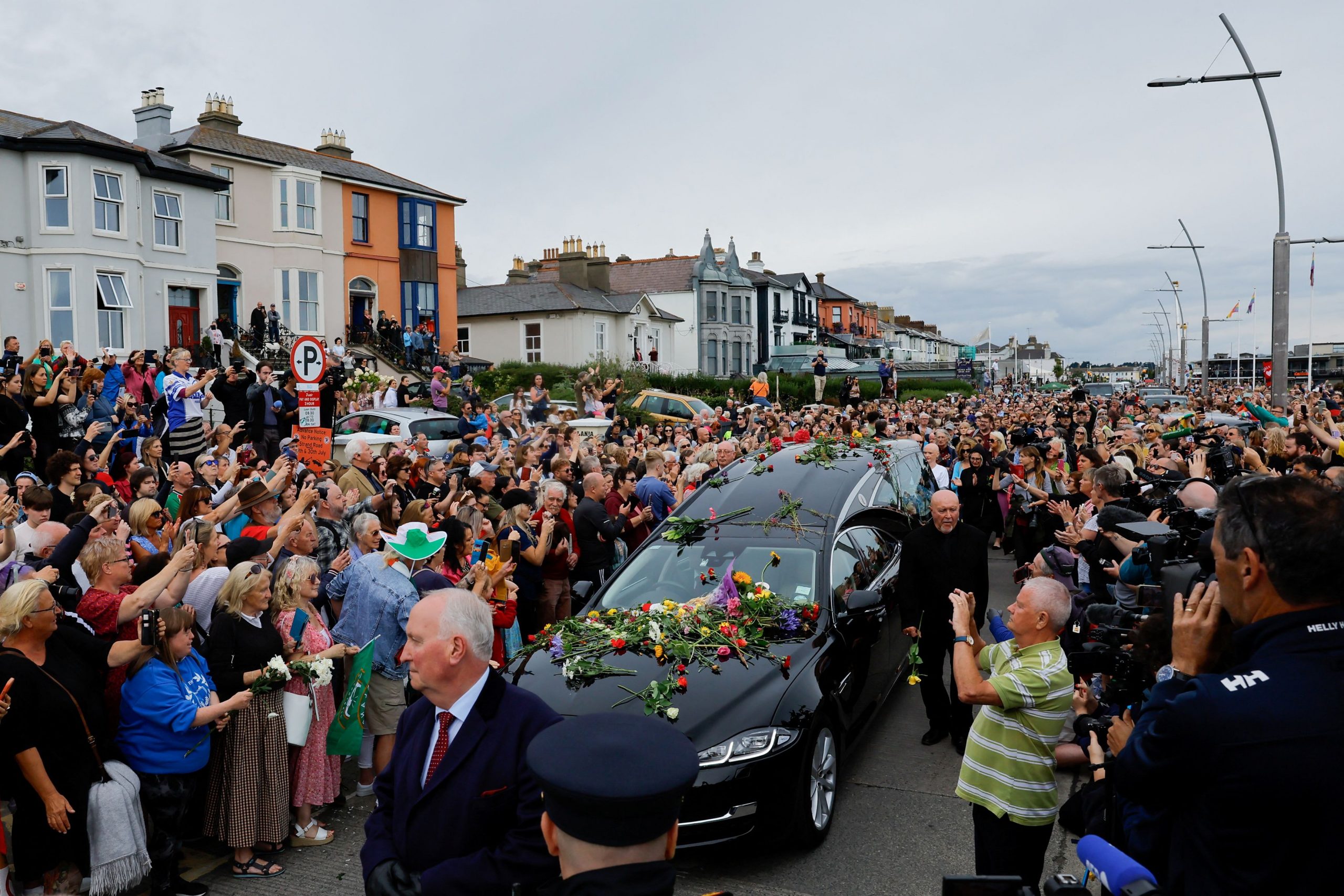 Ιρλανδία: Χιλιάδες fans στους δρόμους για το τελευταίο αντίο στη Σινέντ Ο’ Κόνορ
