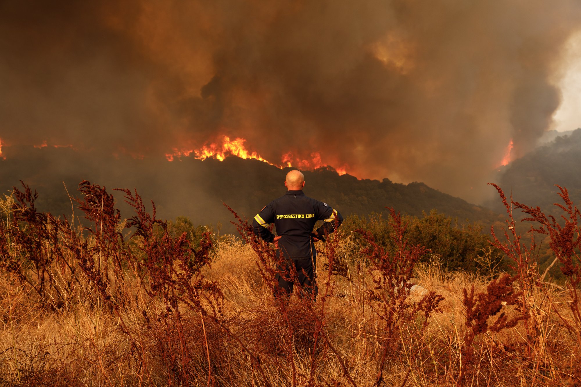 Dangerous cocktail of pollution and high temperatures are suffocating Greece