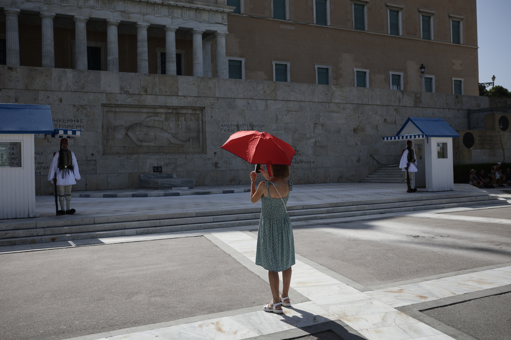 Καιρός σήμερα: Προ των πυλών ο νέος καύσωνας