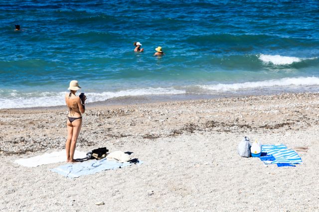 Κίνημα της Πετσέτας: Συνεχίζονται οι κινητοποιήσεις για ελεύθερες παραλίες – Συλλήψεις και κλείσιμο beach bar