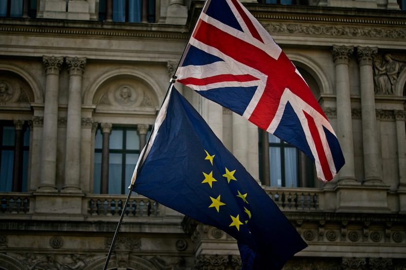 Γερμανία: Καλεί τη Βρετανία να βελτιώσει την εμπορική συμφωνία του Brexit