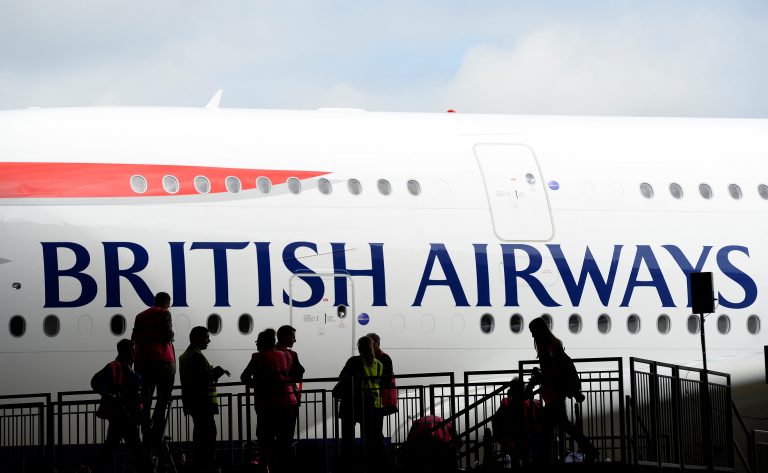Βρετανία: Διαβεβαιώσεις ότι το πρόβλημα που προκάλεσε ακυρώσεις πτήσεων δεν θα ξαναπροκύψει
