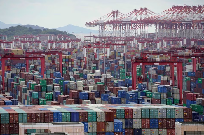 Κίνα: «Βουτιά» των εξαγωγών και των εξαγωγών τον Ιούλιο