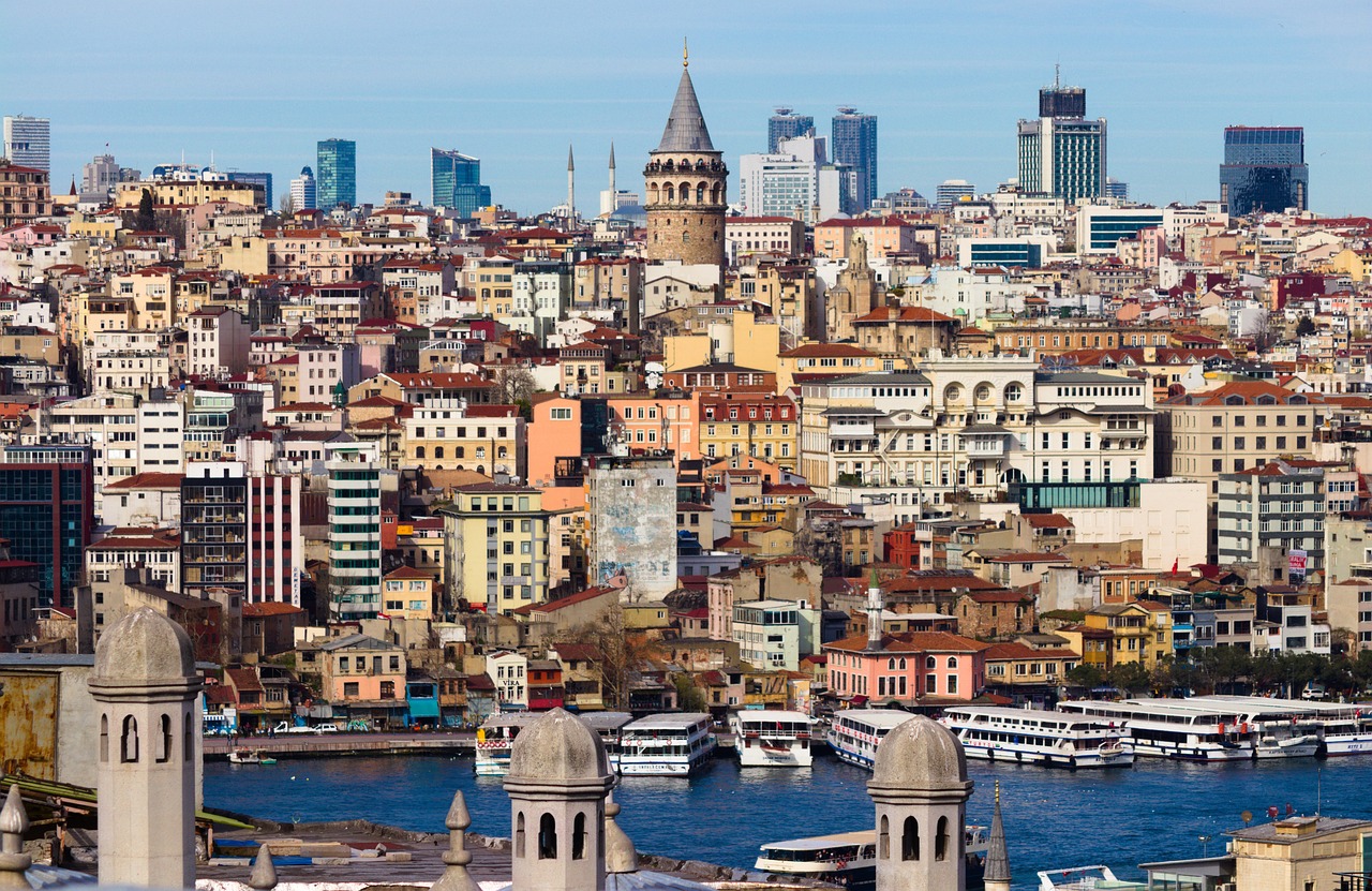 Deutsche Welle: Στα «μαχαίρια» για τα ενοίκια-σοκ στην Τουρκία