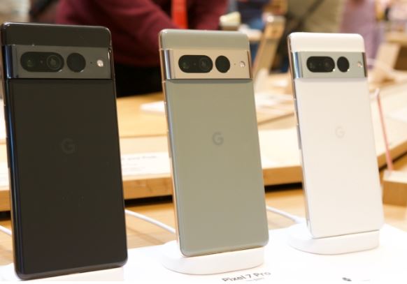 Google: Στις 4 Οκτωβρίου τα αποκαλυπτήρια του νέου Pixel και του smartwatch