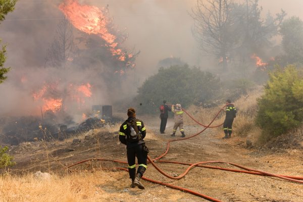 Πολιτική Προστασία: Ακραίος κίνδυνος πυρκαγιάς τη Δευτέρα – Ποιες περιοχές βρίσκονται στο «κόκκινο»