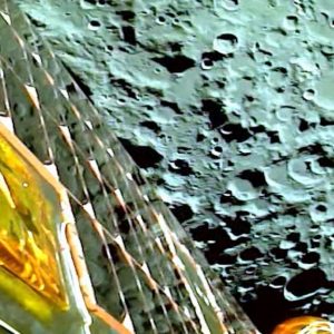 Ινδία: Η πετυχημένη αποστολή στη Σελήνη έγραψε ιστορία με το χαμηλό κόστος της