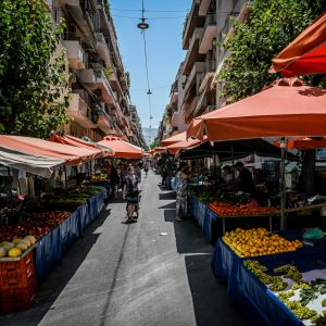 Λαϊκές αγορές: Το σχέδιο για «καθαρές» τιμές από το χωράφι στο ράφι