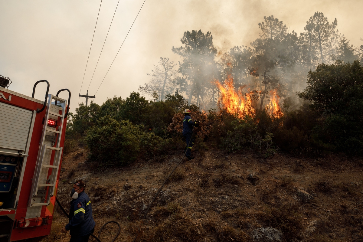 Φωτιές: 46 πυρκαγιές μέσα σε μια μέρα – Σε εξέλιξη 105 πύρινα μέτωπα