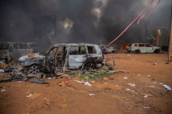 Νίγηρας: Το Παρίσι ξεκινά την απομάκρυνση Γάλλων και Ευρωπαίων πολιτών