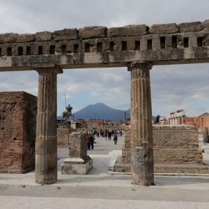 Ιταλία: Έτοιμη να φιλοξενήσει τη μάχη Μασκ – Ζάκερμπεργκ