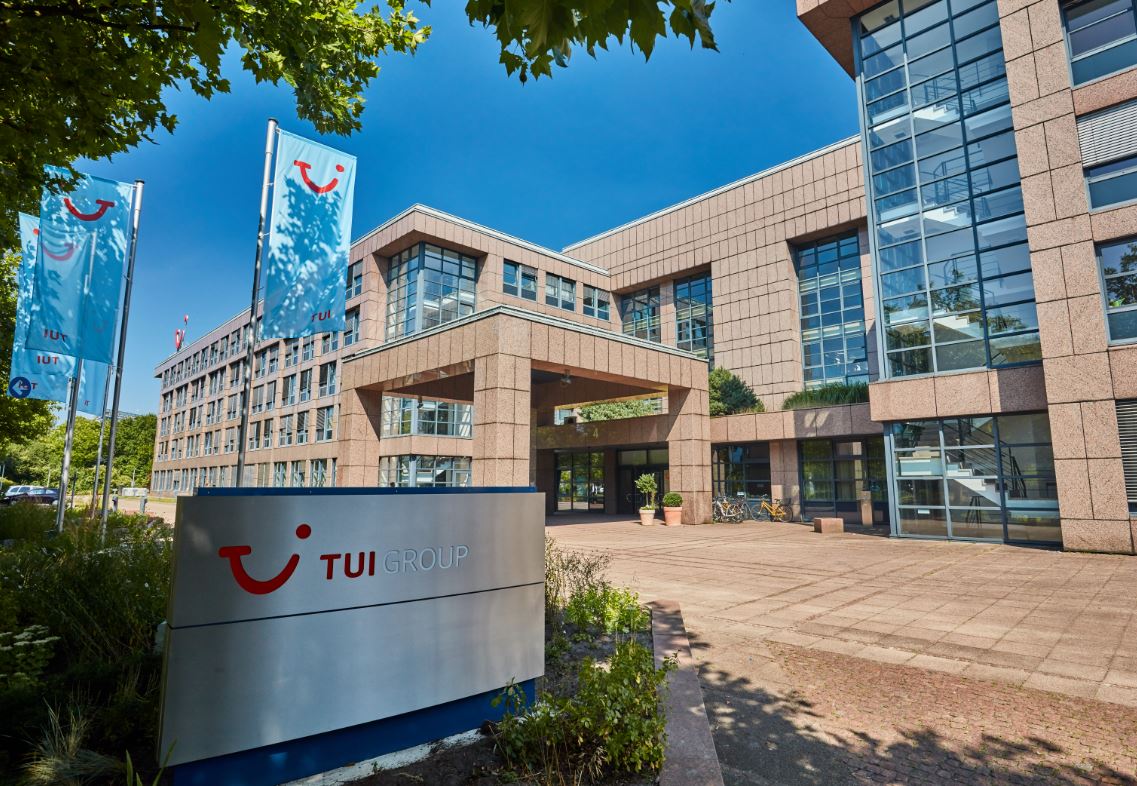 TUI: Ισχυρά κέρδη για το τρίμηνο – Ψηφίζουν οι μέτοχοι για το delisting από το Λονδίνο