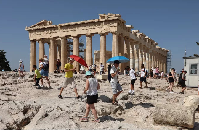 Ακρόπολη: Περιορίζεται ο αριθμός επισκεπτών σε 20.000 ανά ημέρα