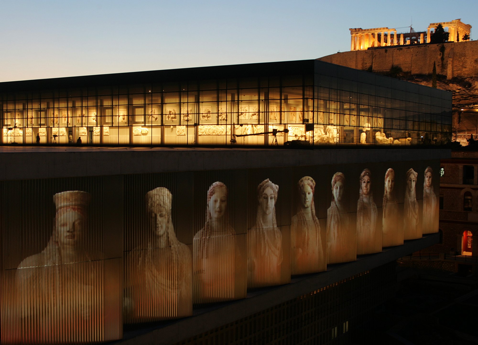 Ακρόπολη: Πώς μπορείς να γίνεις… ζωγράφος της ζωφόρου του Παρθενώνα