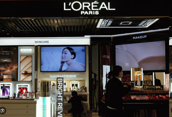 L’Oréal: Προβλέπει «έκρηξη» της αγοράς ομορφιάς έως το 2030