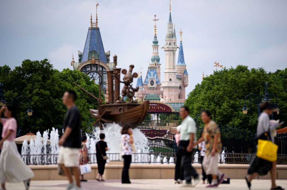 Disney: Κάνει στροφή στις επενδύσεις για θεματικά πάρκα και κρουαζιέρες