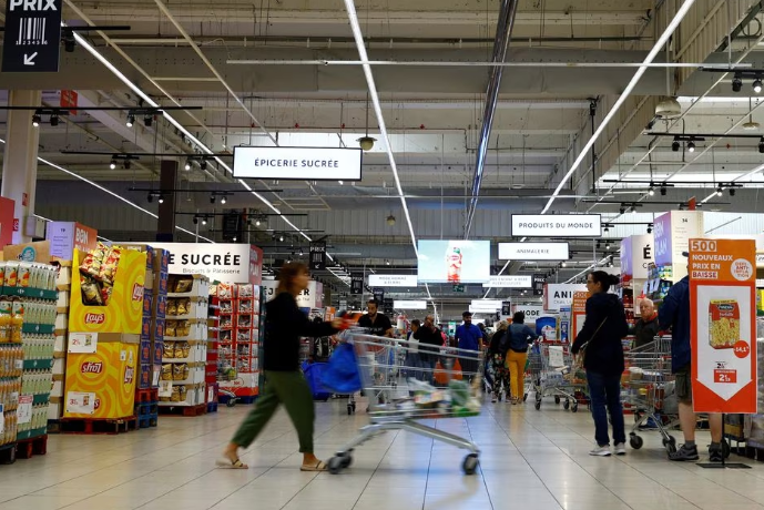 Γαλλία: Μειώσεις των τιμών ζητούν από τους παραγωγούς τα σούπερ-μάρκετ
