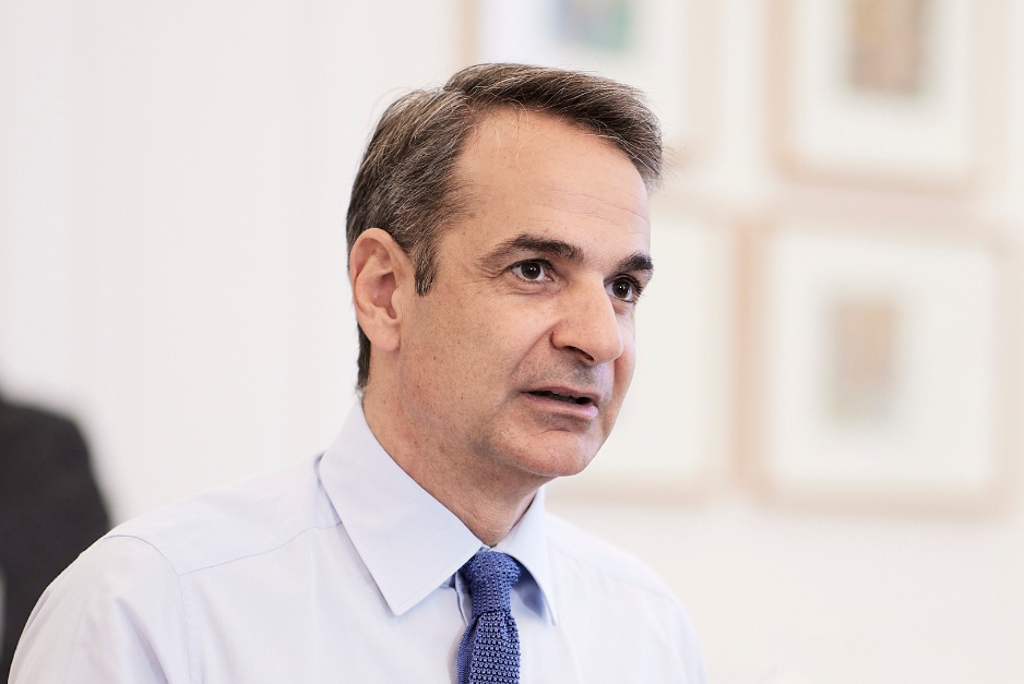 PM Mitsotakis Addresses UK Relations, Climate Goals in Bloomberg Interview (video)